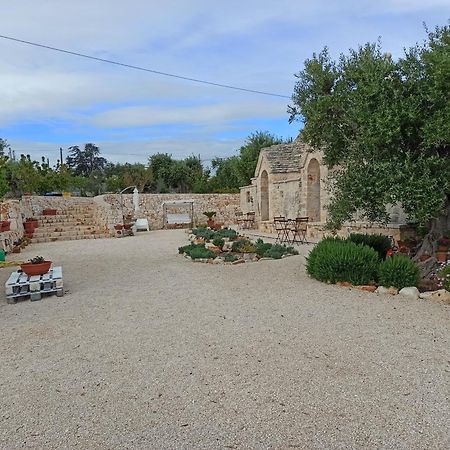 Trulli Don Pietro Guest House กัสเตลลานา กรอตเต ภายนอก รูปภาพ