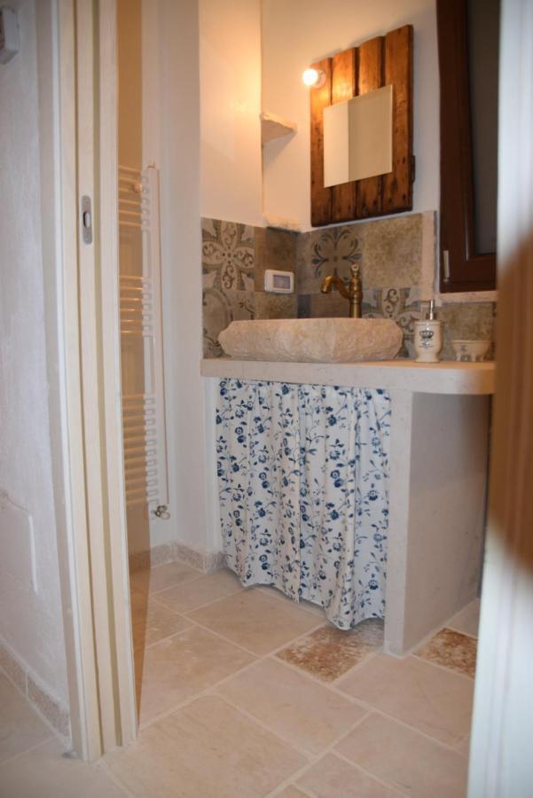 Trulli Don Pietro Guest House กัสเตลลานา กรอตเต ภายนอก รูปภาพ