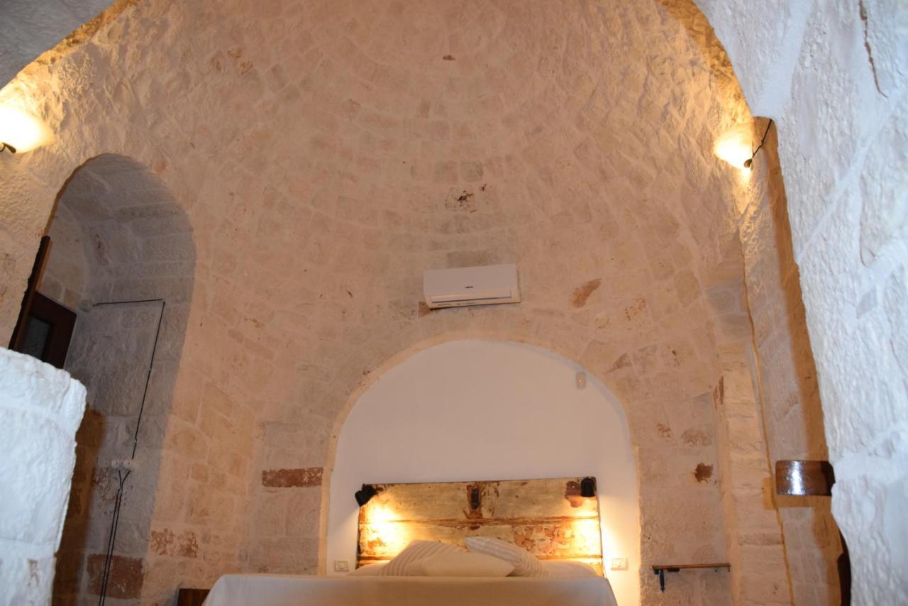 Trulli Don Pietro Guest House กัสเตลลานา กรอตเต ภายนอก รูปภาพ